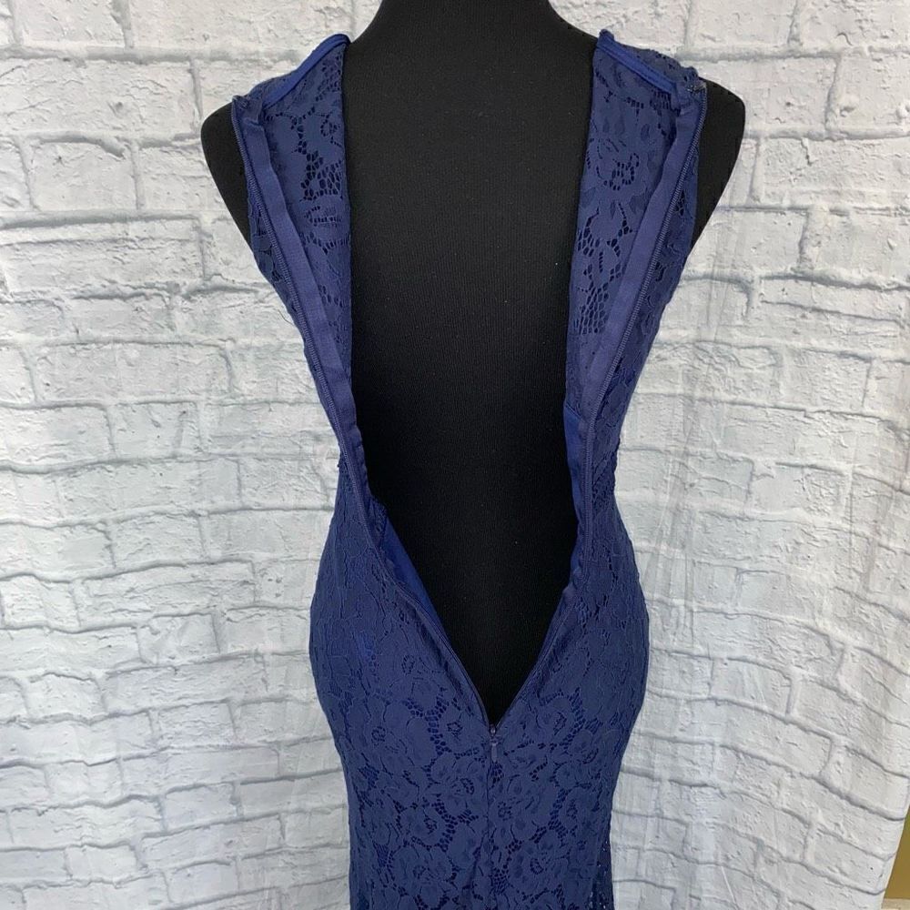 Lulus trumpet floor length gown fully lined with lace overlay sz S - Picture 10 of 15
